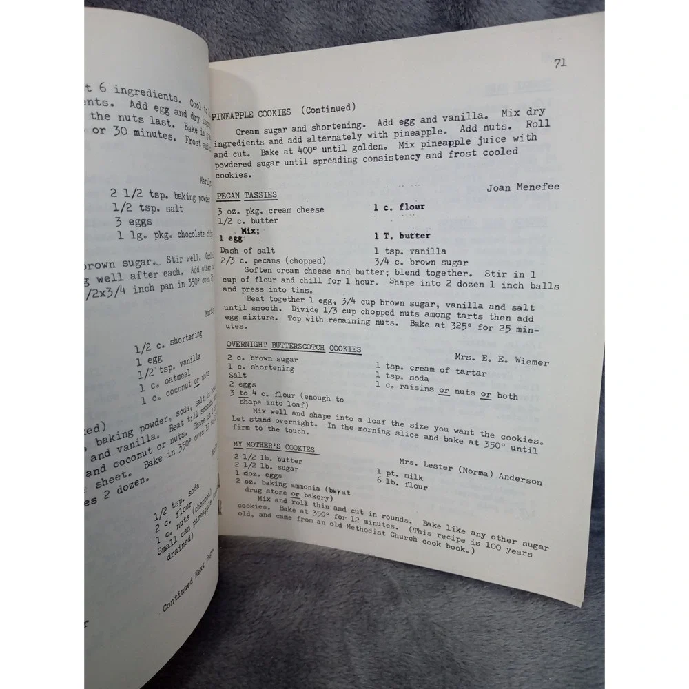 Boone Woman's Club Cookbook Boone,‎ Iowa Bicentennial Edition 1976 Local Recipes